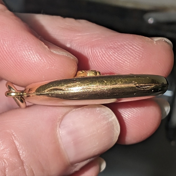 Antique S&BL Tested 18k Gold Plate Elk Floral Locket (Without Rhinestone Eye) - Picture 6 of 6